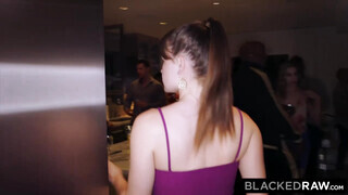 Riley Reid élvezi ha négerek kefélik