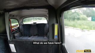 Fake Taxi - Fiatal pipi jól leszopja a taxist