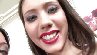 Legalporno - Alysa és Aspen fenékbe kurelva