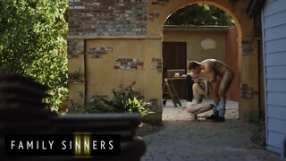 Family Sinners - Judy Jolie felhevült a nevelő tesóra
