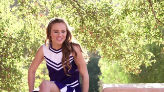 Jillian Janson a csábos kicsike sulis pipi