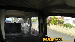 FakeTaxi - egy izgató irodista gádzsi