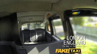 FakeTaxi - begerjedt latin amerikai csajszika
