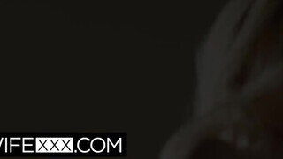 HotwifeXXX - Natalia Queen imádja a óriási péniszt