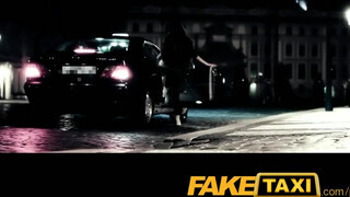 FakeTaxi - Jasmine Jae kedveli a hardcore pöcst