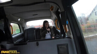 Fake Taxi - Little Eliss a gigászi keblű zsenge
