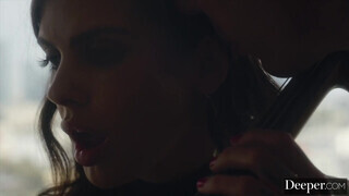 Deeper - Keisha Grey a óriási cickós tini csajszika