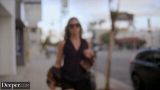 Deeper - Kenna James és Avery Cristy édeshármasban szexelnek