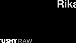 TUSHYRAW - Rika seggel lovagolja meg a óriási rúdat