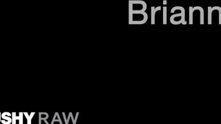 TUSHYRAW - Brianna a csinos dél amerikai milf