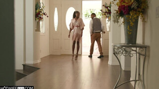 HotwifeXXX - Amari Anne a vékony barna házaspár
