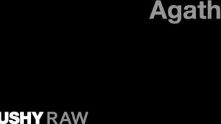 TUSHYRAW - Agatha a dögös vörös hajú nőci