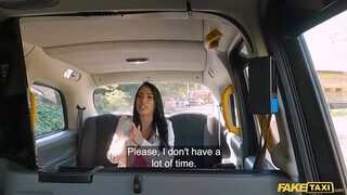 Fake Taxi - Megan Fiore a csábító hatalmas didkós maca