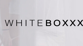 WhiteBoxxx - Vera Wonder a bombázó magyar csajszi