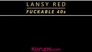 Lansy Red a csinos 40 éves milf