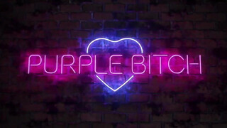 Purple Bitch keményen análba kurelva