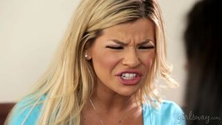 Abby Lee Argentin és Adriana Sephora forró zsenge leszbi játékai